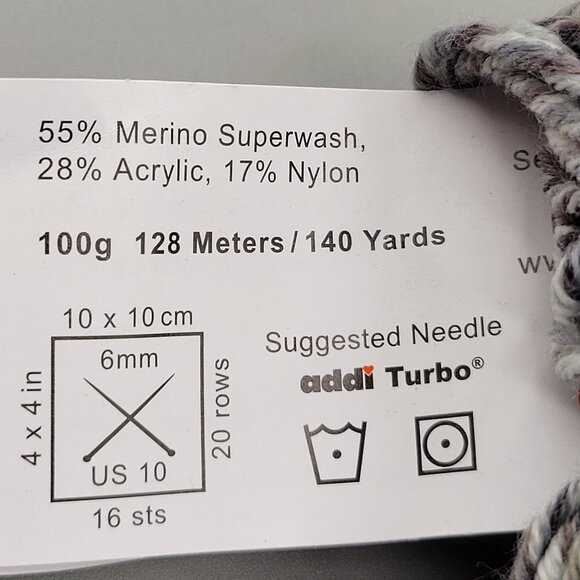 Simpliworsted HiKoo Yarn 49 Shades of Gray 5 Skeins 700 Yards Total - Picture 5 of 6